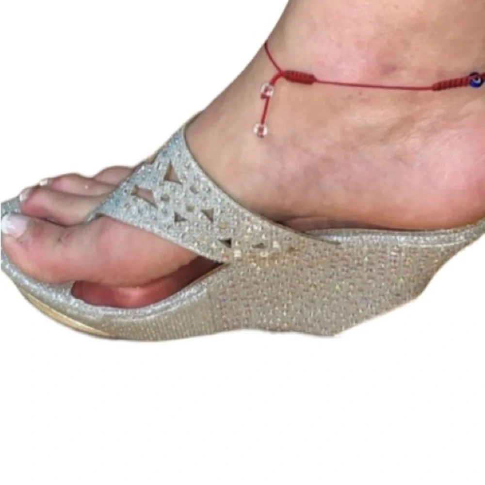 Celeste size 10 silver embellished sandal Extra sequins 3.5”wedge heel